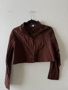H&M Cropped Brown Button-Down Shirt